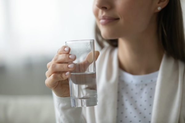 How to drink water properly when it's cold