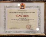 General Director Le Nhu Vu was honored to receive a certificate of merit from the Ho Chi Minh City Labor Federation