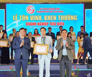 SAPUWA HONORED WITH THE TITLE “TYPICAL PRODUCTS AND SERVICES OF HO CHI MINH CITY 2025” – AFFIRMING OVER 30 YEARS OF ACCOMPANYING THE CITY’S DEVELOPMENT