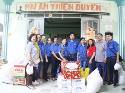 Mang yêu thương đến mái ấm Thiện Duyên