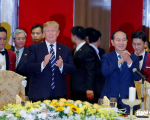 Vietnam, U.S. firms sign MoUs during Trump's visit